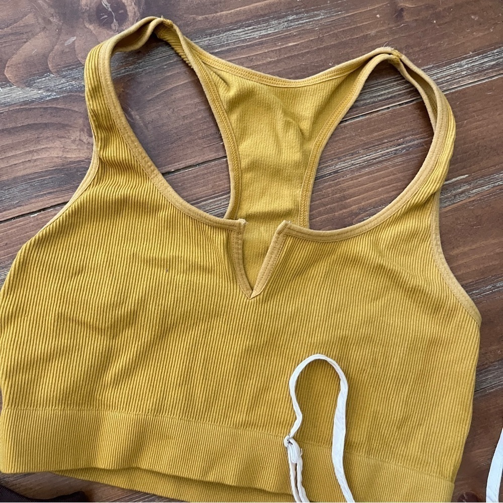 Bundle XS & S tops. - Picture 4 of 6